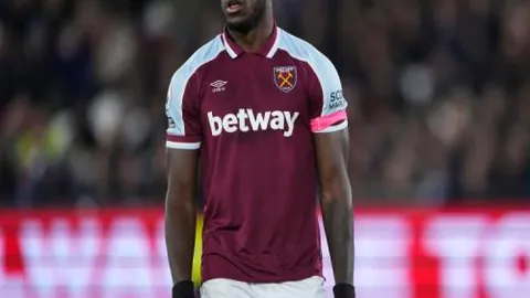 伊万科维奇执教国足战绩盘点：3胜2平5负