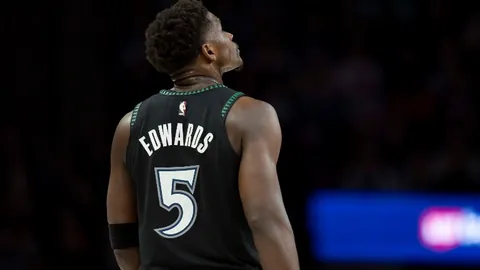 “申真谞勇夺南洋杯围棋赛冠军，成就八冠王辉煌战绩”